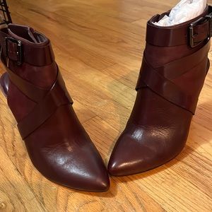 BCBGeneration booties, leather, high heeled color is Bordeaux